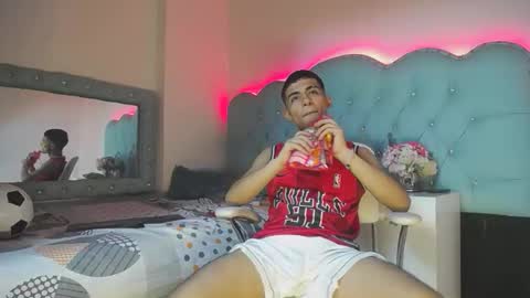 Apolo Richards online show from February 14, 8:37 pm