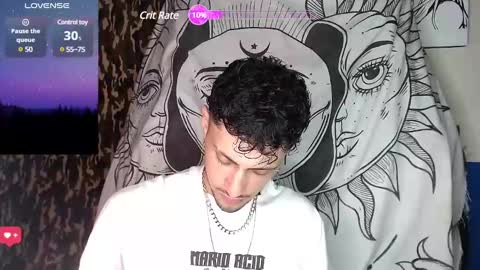 Snapshot of apolo_s chatting on December 3, 4:02 am Andres online show from December 3, 4:02 am