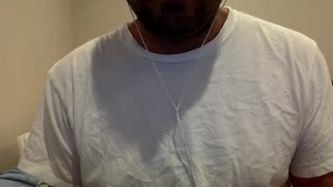 Snapshot of applesauce1584 chatting on February 1, 7:26 am Display Name online show from February 1, 7:26 am