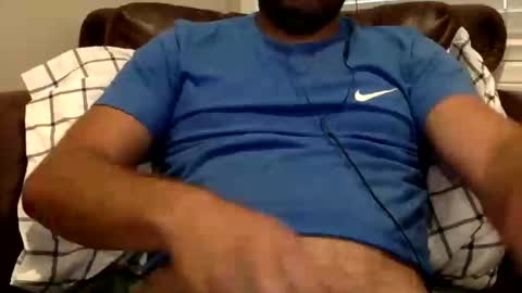 Snapshot of applesauce1584 chatting on January 4, 10:45 pm Display Name online show from January 4, 10:45 pm