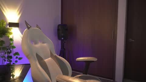 insta appolo master online show from February 21, 6:04 pm