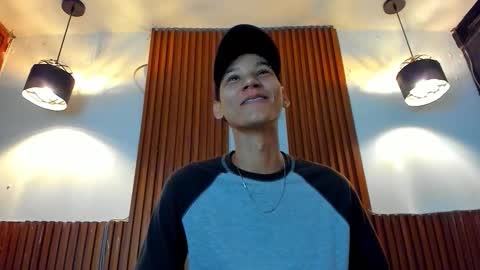 aquarius_xxx online show from November 12, 12:00 pm