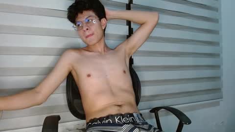 Snapshot of aquaticfed chatting on September 24, 12:32 am AquaticFed online show from September 24, 12:32 am