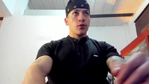 Jonathan online show from October 29, 7:28 pm