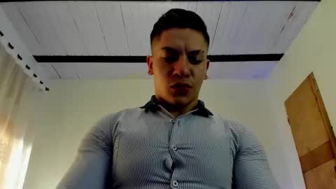 Jonathan online show from February 5, 10:33 pm