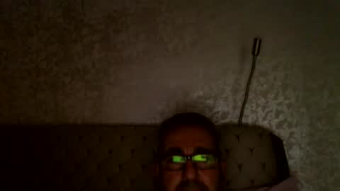 Snapshot of arammiran13 chatting on February 24, 7:52 pm arammiran13 online show from February 24, 7:52 pm