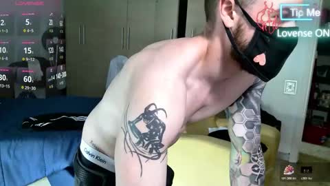 Banana online show from May 6, 2:39 pm