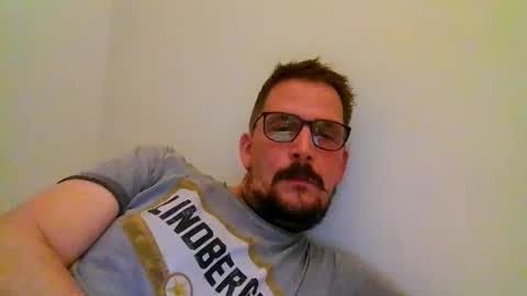 Snapshot of ariparikrigsmann chatting on December 17, 7:26 pm ariparikrigsmann online show from December 17, 7:26 pm