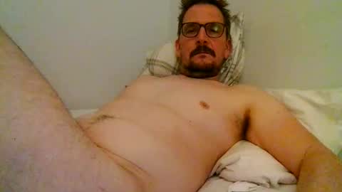 Snapshot of ariparikrigsmann chatting on January 3, 11:33 pm ariparikrigsmann online show from January 3, 11:33 pm