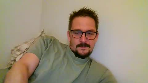 Snapshot of ariparikrigsmann chatting on January 4, 10:13 pm ariparikrigsmann online show from January 4, 10:13 pm