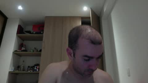 Snapshot of aristi11 chatting on December 4, 5:27 am aristi11 online show from December 4, 5:27 am