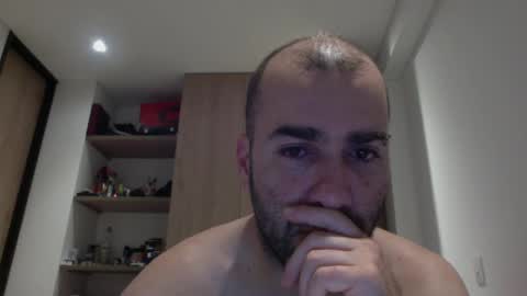 Snapshot of aristi11 chatting on January 28, 3:25 am aristi11 online show from January 28, 3:25 am