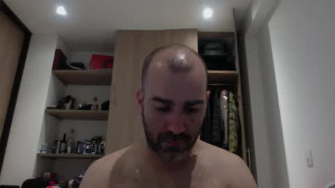 Snapshot of aristi11 chatting on October 10, 3:55 am aristi11 online show from October 10, 3:55 am