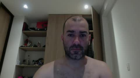 Snapshot of aristi11 chatting on December 23, 5:28 am aristi11 online show from December 23, 5:28 am