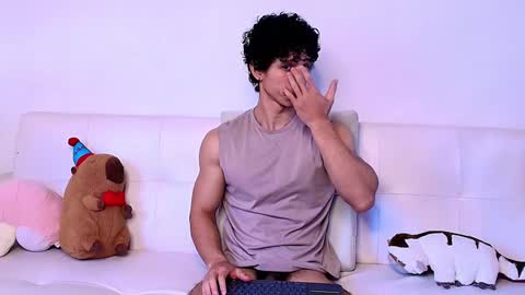 Snapshot of arnold_black69 chatting on December 9, 7:57 pm arnold black online show from December 9, 7:57 pm
