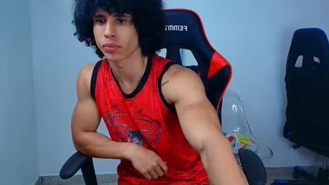 Snapshot of arnold_black69 chatting on October 9, 12:32 pm arnold black online show from October 9, 12:32 pm