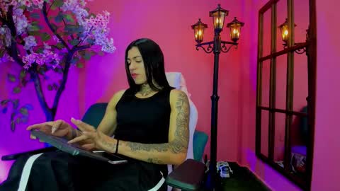 Arohom Lester online show from March 3, 1:40 pm