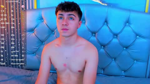 aron__cooper online show from December 21, 1:42 pm