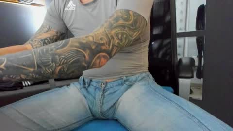 AronGrant online show from March 31, 10:17 am