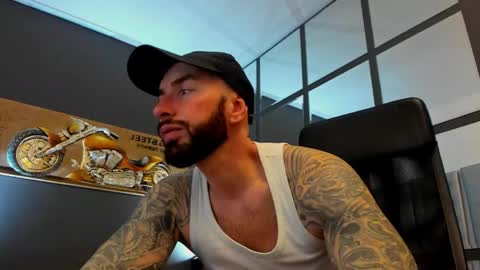 AronGrant online show from April 9, 9:15 am