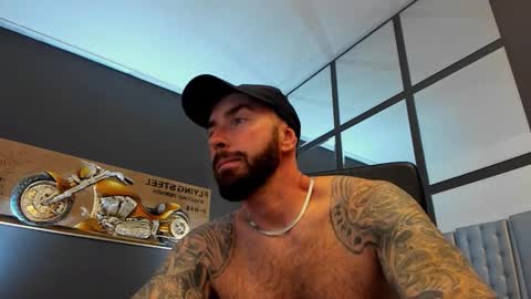 AronGrant online show from November 5, 10:17 am