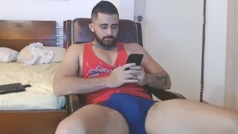 Snapshot of aronmiller404 chatting on December 13, 8:58 pm aronmiller online show from December 13, 8:58 pm