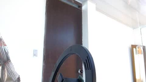 aronmiller online show from February 9, 3:16 pm