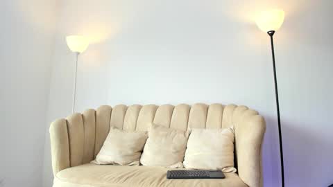   online show from September 15, 7:15 pm