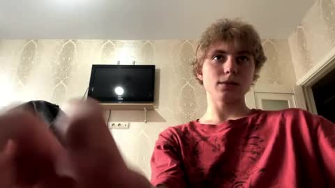 artem228play online show from June 3, 2:13 am