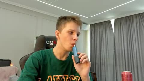 Archie online show from October 26, 4:25 am