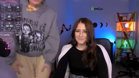 ash_raven_ online show from October 30, 9:38 pm