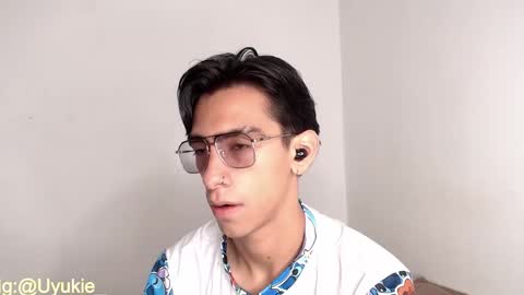 Ash online show from October 30, 2:02 am