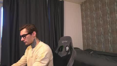 Jerk Machine online show from April 12, 1:12 pm