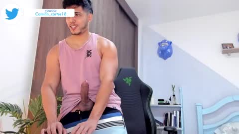 Snapshot of ashton_coleman_ chatting on December 3, 5:55 pm my name real is camilo online show from December 3, 5:55 pm