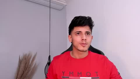 Snapshot of ashton_coleman_ chatting on February 18, 8:27 am my name real is camilo online show from February 18, 8:27 am