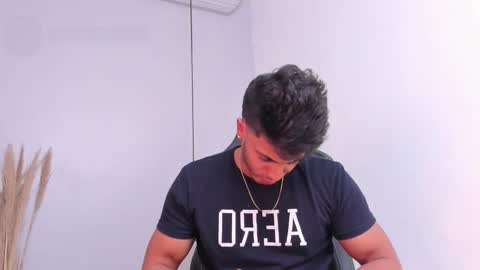 Snapshot of ashton_coleman_ chatting on March 8, 8:19 am my name real is camilo online show from March 8, 8:19 am