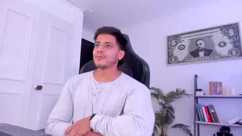 Snapshot of ashton_coleman_ chatting on September 18, 7:38 pm my name real is camilo online show from September 18, 7:38 pm