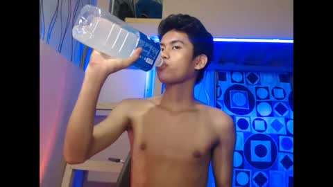 asian_ainsley69 online show from October 14, 4:58 pm