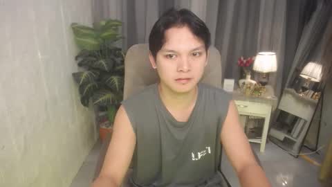 asian_handsomexx online show from March 16, 9:35 am