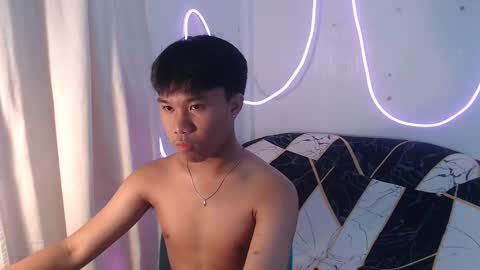 Snapshot of asian_prince_of_cock chatting on September 26, 12:03 pm Prince online show from September 26, 12:03 pm