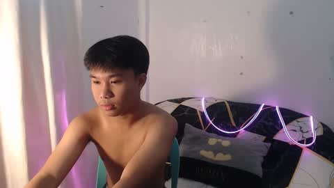 Snapshot of asian_prince_of_cock chatting on September 22, 6:24 am Prince online show from September 22, 6:24 am