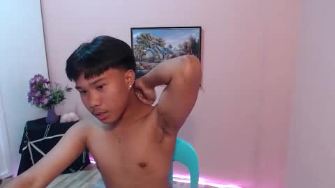 Snapshot of asian_prince_of_cock chatting on October 9, 3:39 pm Prince online show from October 9, 3:39 pm