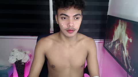 Snapshot of asianboyhunt chatting on January 23, 4:19 am Fev online show from January 23, 4:19 am