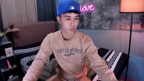 asiancum_peter online show from October 10, 2:05 am