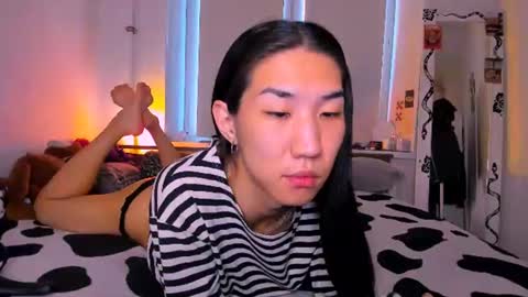asiancvnt online show from June 13, 2:42 am