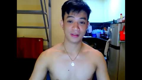 asiandreamboyx online show from March 30, 12:11 am