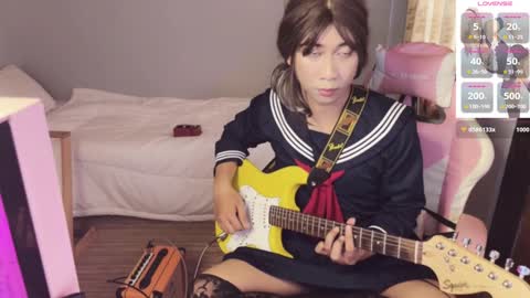 Emi online show from December 16, 5:27 am