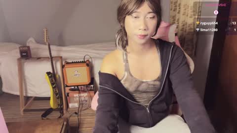 Emi online show from February 7, 4:46 pm