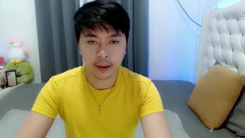 Snapshot of asianroy_x chatting on March 2, 2:36 pm Roy online show from March 2, 2:36 pm