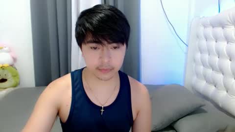 Snapshot of asianroy_x chatting on January 24, 12:52 pm Roy online show from January 24, 12:52 pm